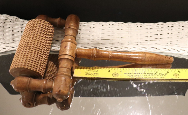 SCARCE VINTAGE ANTIQUE MASSAGE ROLLER MEDICAL INSTRUMENT NEUROLOGICAL INSTRUMENT gallery
