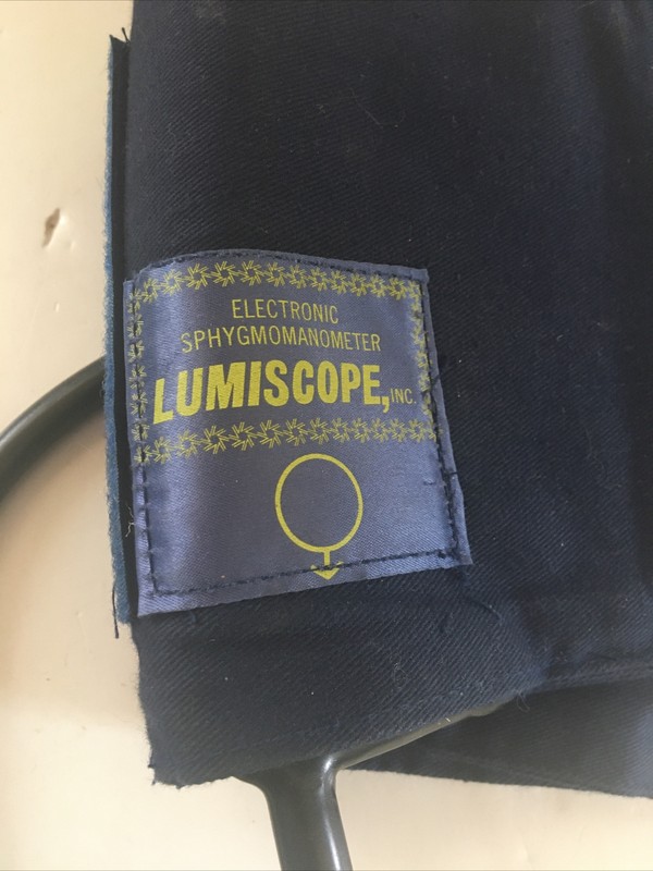 LUMI-TRONIC III Home Electronic BLOOD PRESSURE Unit 9V Medical Device - 60L gallery