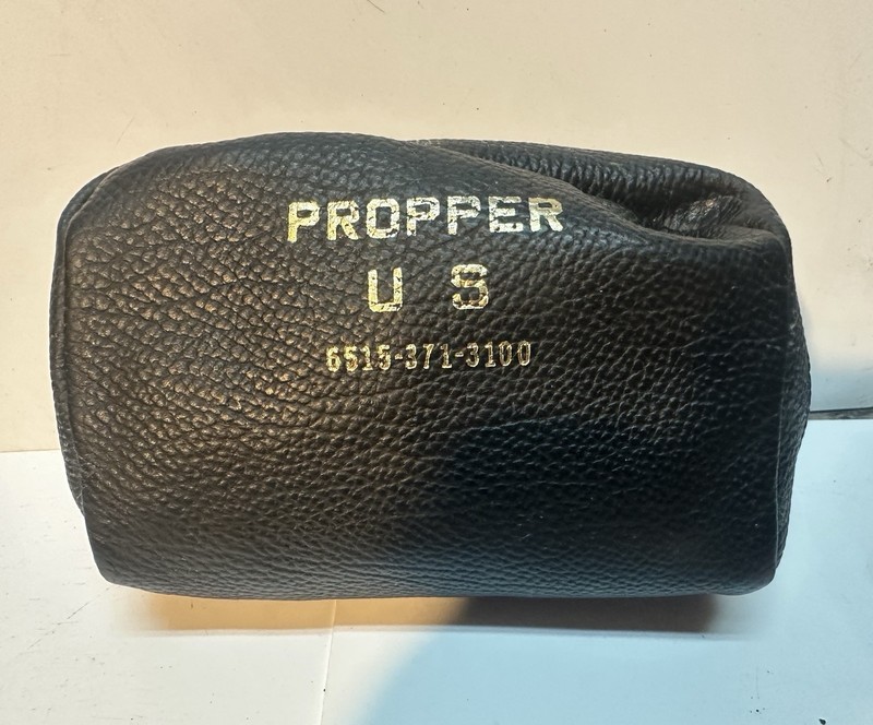 Vintage Propper Military Sphygmomanometer Blood Pressure Cuff (11) gallery