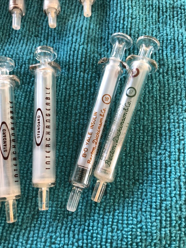 24-Vintage Italy Glass Syringes 1CC New Old Stock Medical & 4 BD, 2 Standard gallery