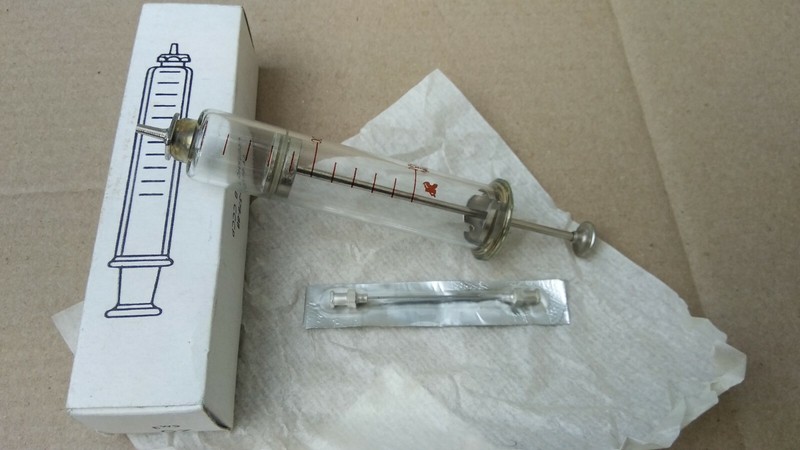 💉Vintage 1pcs New Syringe 20ml for Reusable Injections Badge of Honor made USSR gallery