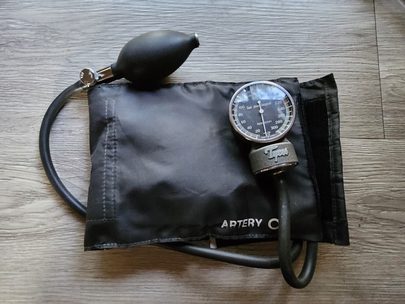Vintage Welch Allyn Tycos Adult Blood Pressure Cuff
