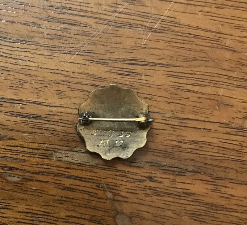 Vintage 1933 Collectible NORTHWEST INSTITUTE MEDICAL TECHNOLOGY Brass Pin-Back!! gallery