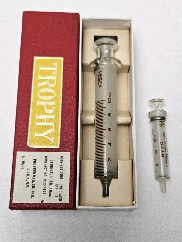 Vintage Propper Trophy Glass Hypodermic Syringe Luer Glass Tip 10cc