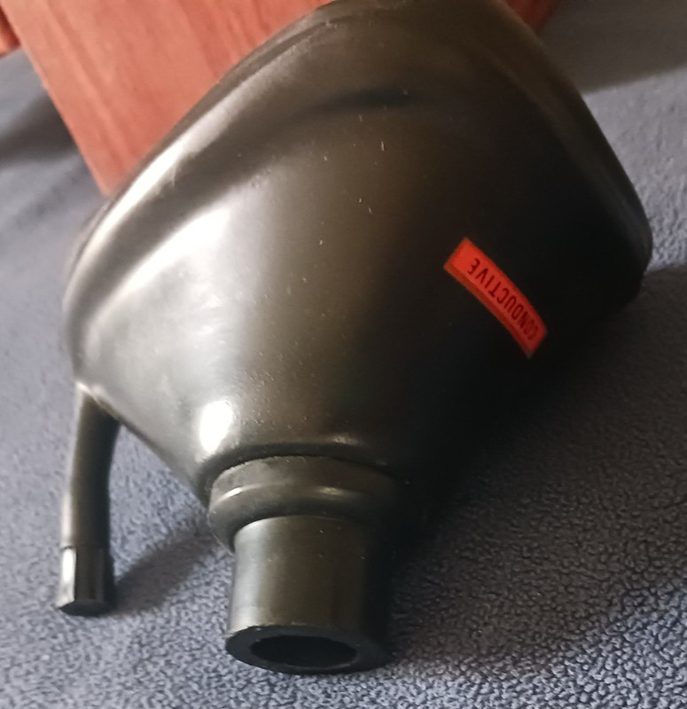 DUKE Univeristy INHALER (Model-M) - Ayerst Laboratories - Very Good Condition gallery