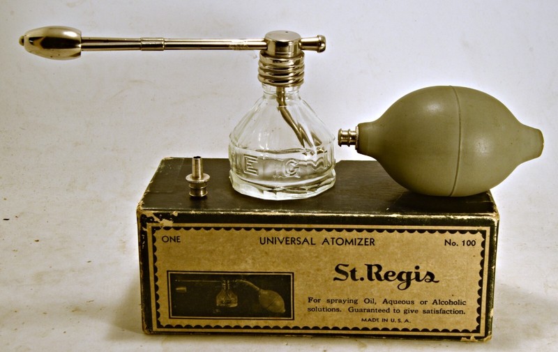 Lot 2 Vintage St. Regis Universal Atomizer (No. 100) Devibliss 14 Amber Bottle
