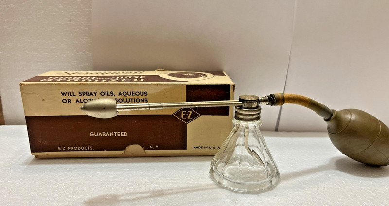Vintage Spraywell Atomizer Medical Nose and Throat Spray Advertising