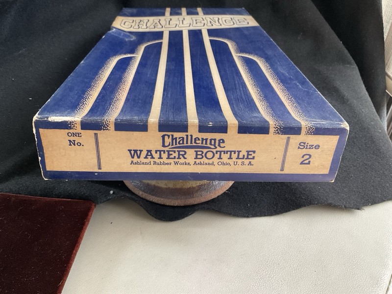 VINTAGE CHALLENGE HOT WATER BOTTLE AND SYRINGES IN ORIGINAL BOX PREOWNED gallery