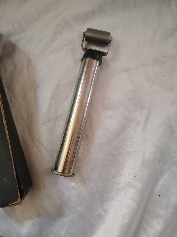 Vintage Medical Electreat Roller Device Battery Operated Electric Shock