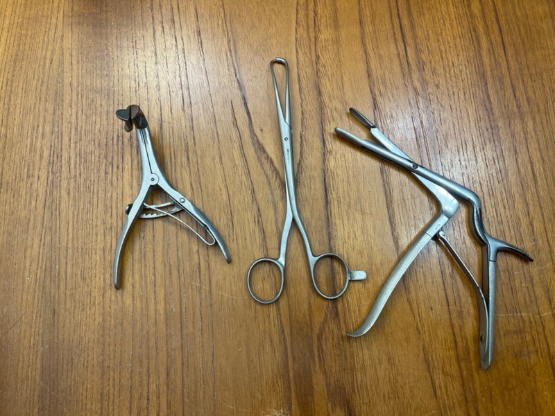 LOT Vtg Medical Stainless Steel Crown Marking Clamps Scissors gallery