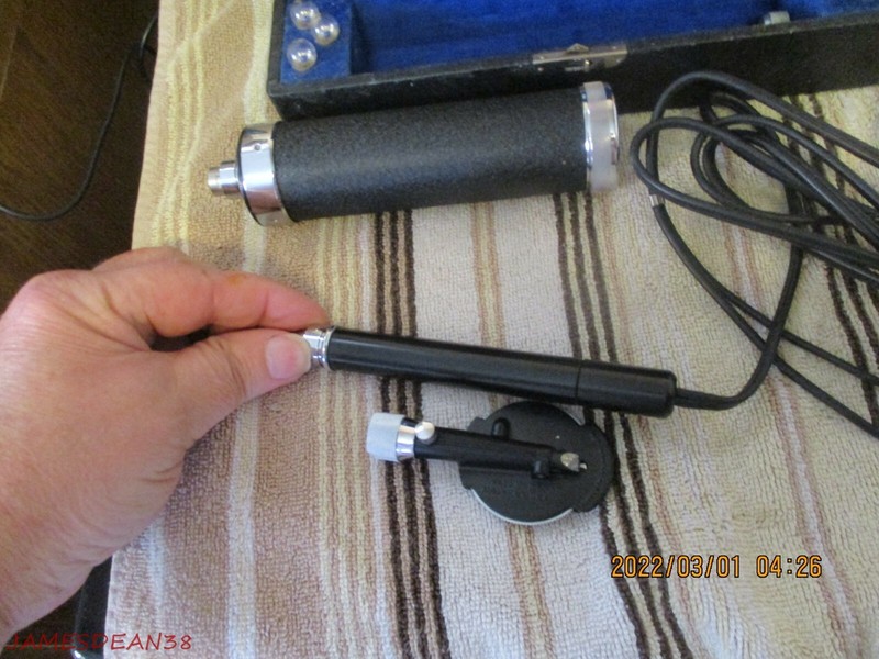 Welch Allyn Otoscope Ophthalmoscope Vintage VTG Medical Kit EUC gallery