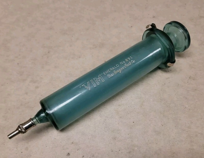 Antique 1930s VIM Emerald No 851 Medical Syringe Green Glass RARE 50CC Large