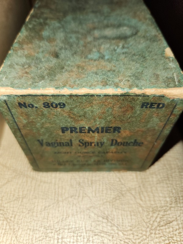 Vintage Box - Vaginal Spray Douche - Miller Rubber Division of B.F. Goodrich Co. gallery