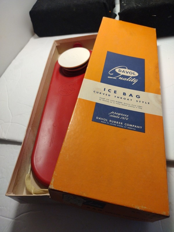 Vintage Davol Curved Throat Style Ice Bag # 372 12" W/ Box Davol Rubber Company