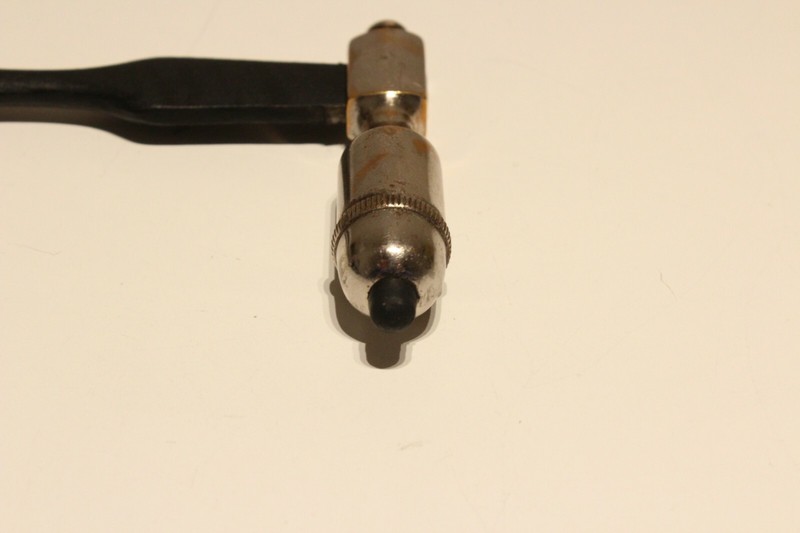 VINTAGE WW2 ERA MEDICAL DOCTORS REFLEX ORTHOPEDIC HAMMER WITH WOODEN HANDLE gallery