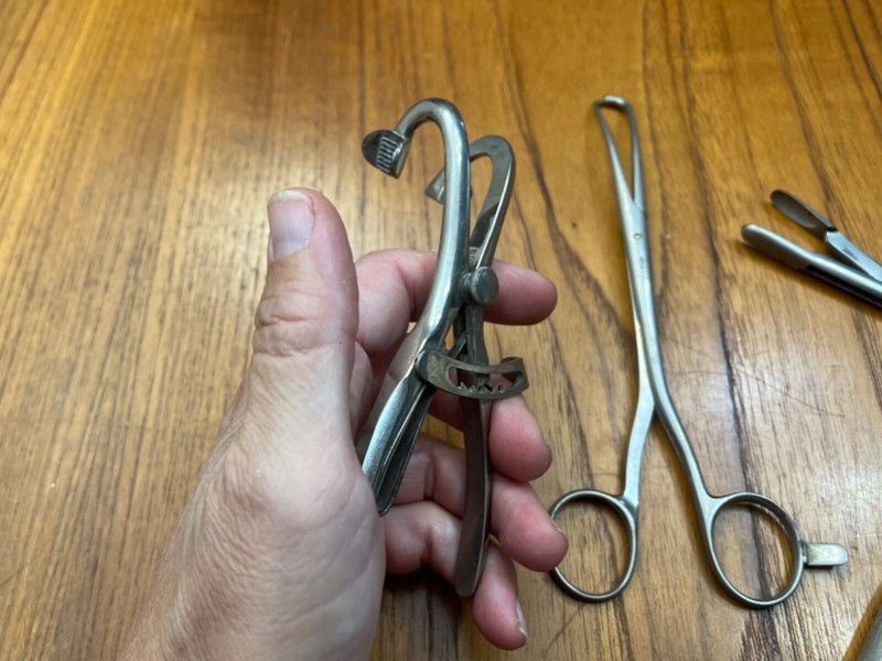 LOT Vtg Medical Stainless Steel Crown Marking Clamps Scissors gallery