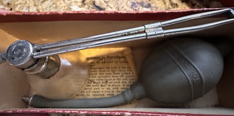 Antique DeVilbiss No. 15 Medical Atomizer w/ Box – Nose Throat Spray c.1907–1916