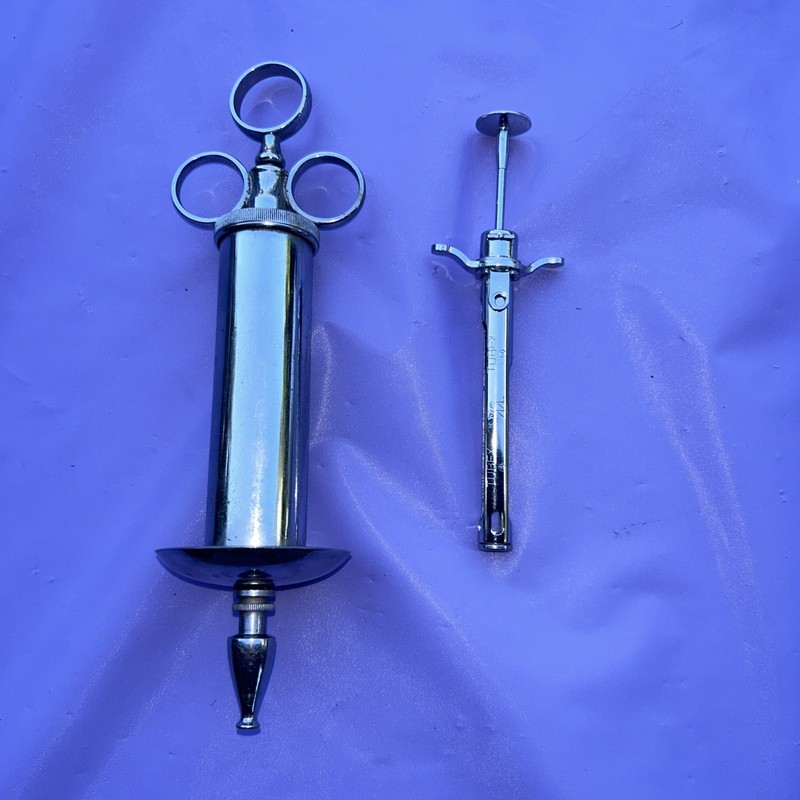Lot Of 2 Vintage Medical Reusable Syringes, Tubex 44 And Ear Syringe