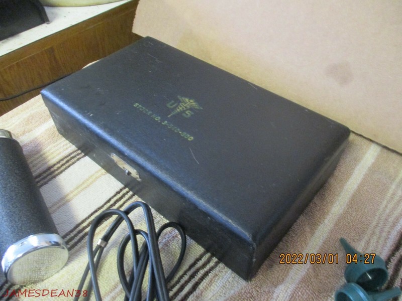 Welch Allyn Otoscope Ophthalmoscope Vintage VTG Medical Kit EUC gallery