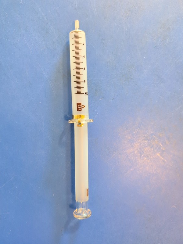 GLASS VIM AMERICAN LUER STANDARD MACGREGOR INSTRMT CO HYPODERMIC SYRINGE 10cc gallery