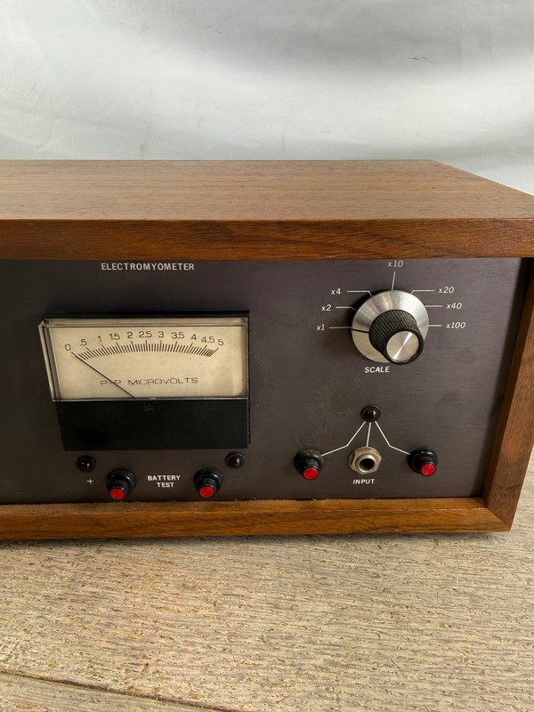Vintage Electromyometer Analog Instrument Wood Case P-P Microvolts gallery