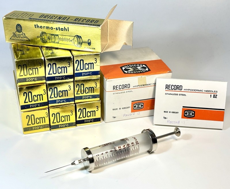 NEW Condition Vintage Medical Syringes Big Kit-LOT-20ml (10pc)+1 Big Box Needles
