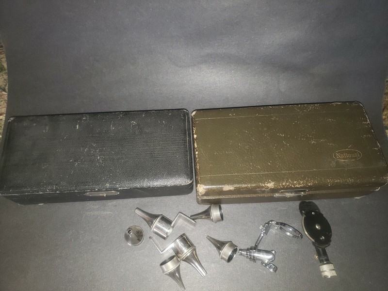 Vintage Rare National Otoscope ENT Ear, Nose & Throat Kit AND OPHTHALMOSCOPE gallery