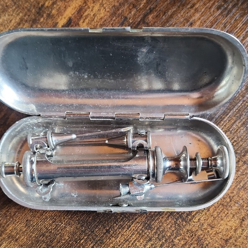 VERY RARE Antitoxin Syringe Metal Case Medical Device Z. D. Gilman Washington DC gallery