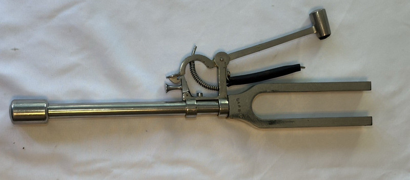 LARGE TUNING FORT 12" SPRING LOADED C2 512 H. PAFU BERLIN NW6 GERMANY