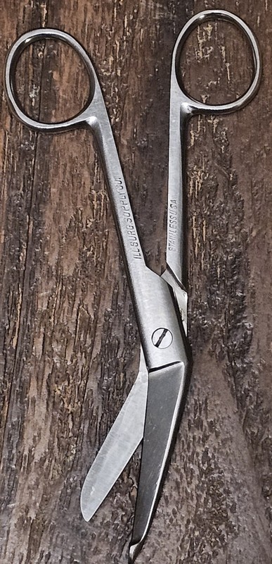 Rare & Vintage Illinois Surgical Supply 5.5″ Bandage Scissors ~ Beautiful Cond!