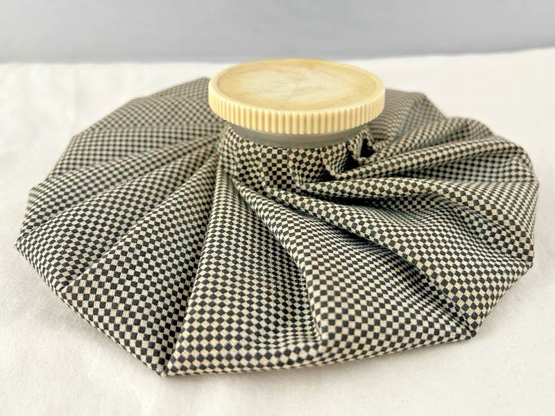 Vintage Cold Compress Ice Bag English Folding Style