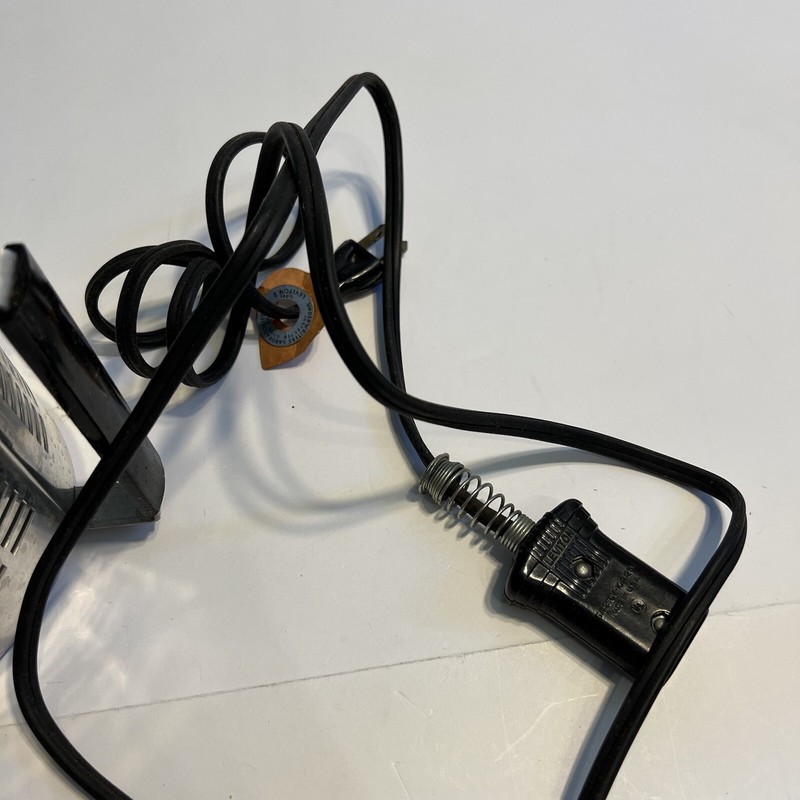 VINTAGE KAZ ELECTRIC VAPORIZER NO. 105 105 OZ CAPACITY gallery