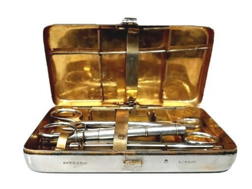 VINTAGE OLD MEDICAL INSTRUMENTS BOX MADE BY DOWN.BROS LONDON.