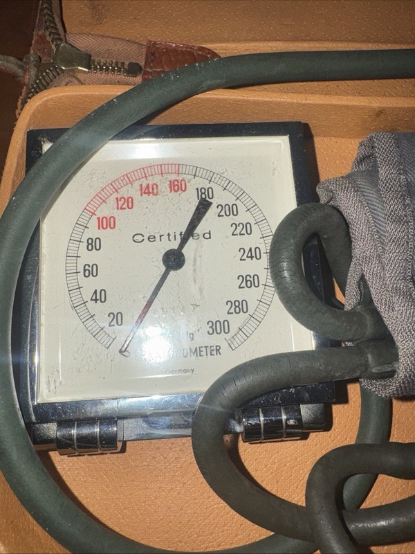 Vintage Germany Erkatonometer Blood Pressure Medical Equip Manual Cuff W/case gallery