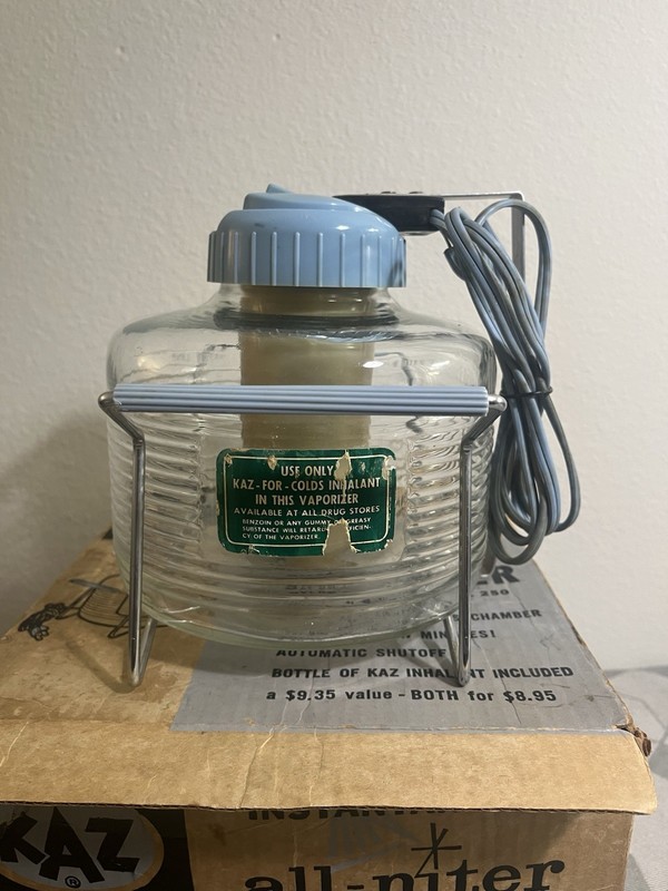 KAZ All-niter Electric Vaporizer/Humidifier w/Box Hospital Model 250 Vintage gallery