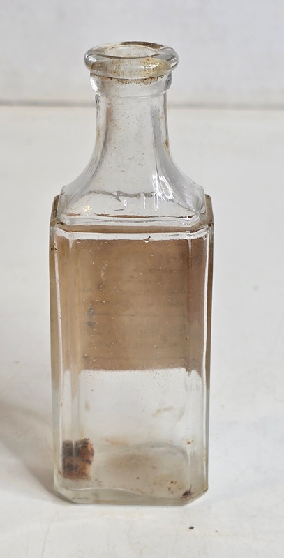 Vintage Camphorated Oil Camphor Liniment by John H Wood Apothecary Bottle Empty gallery