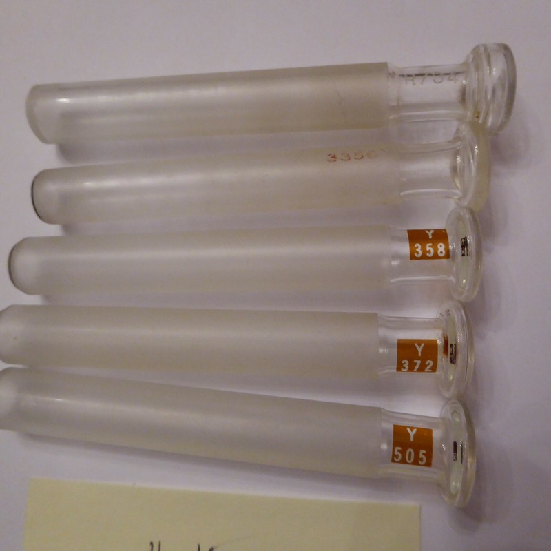 Lot 5 glass plunges for 5cc medical syringe, 3 B-D Yale numbered + unbranded #4 gallery