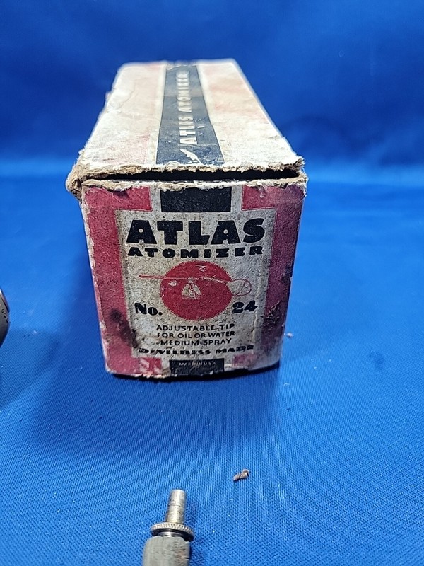Vintage Medical - DeVilbiss Made ATLAS ATOMIZER NO. 24 Glass Spray Bottle In Box gallery