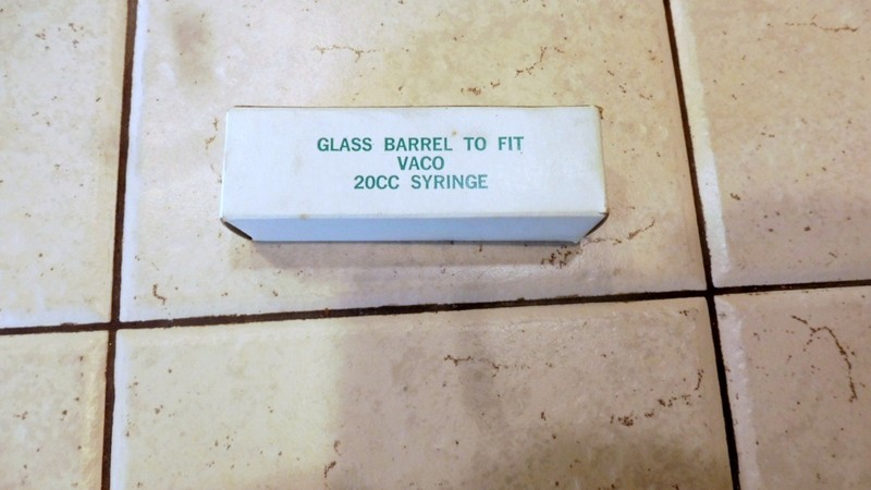 VINTAGE NOS NIB VACO 20CC GLASS SYRINGE BARREL