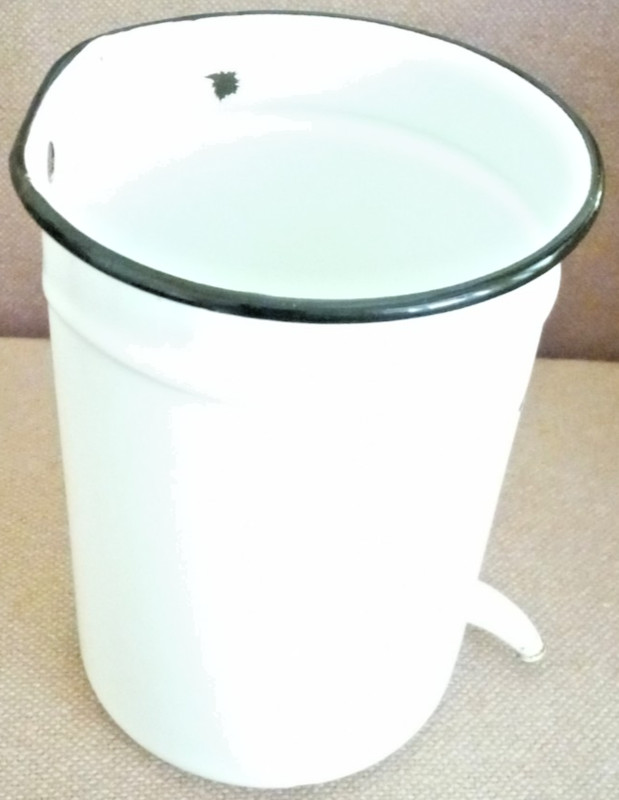 Jones Metal Products Enamelware Irrigator- Enema-Medical Device with Accessories gallery