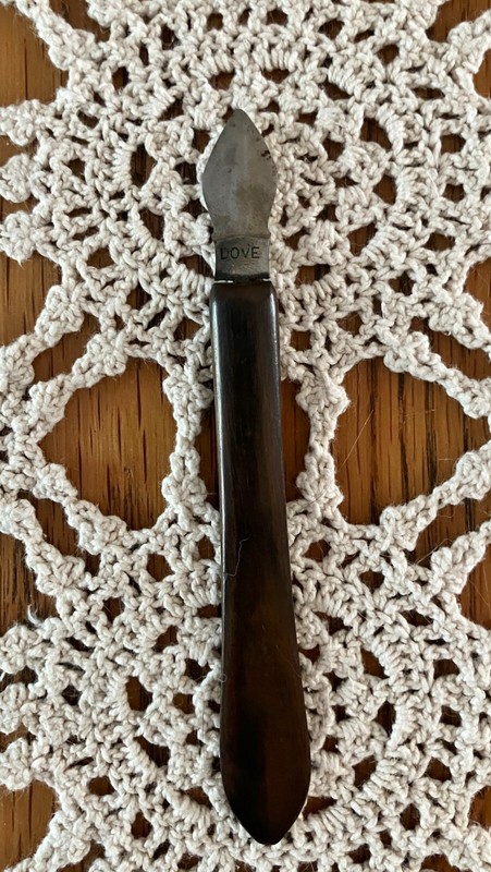Vintage Dove Medical Surgical Lancet Wood or Bakelite? Handle gallery