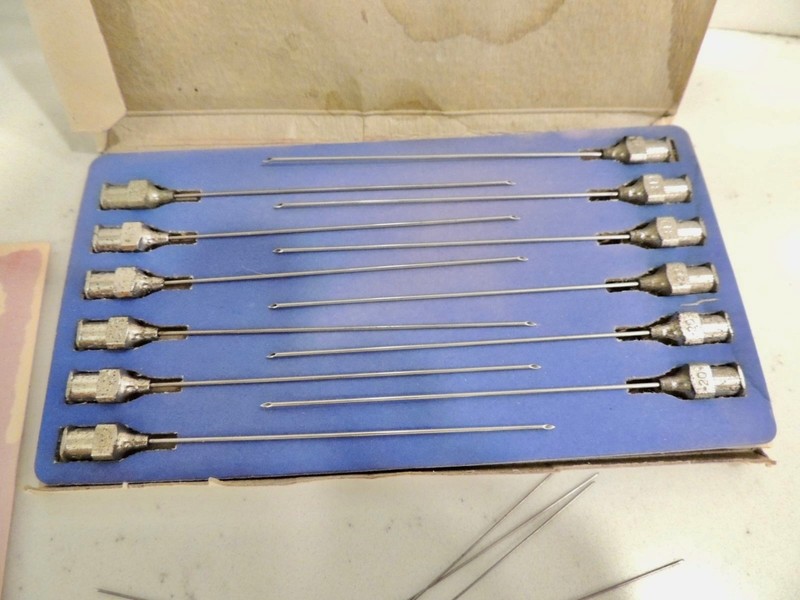 12 Vintage Becton Dickinson & Company Needle anesthesia 20 guage WWII