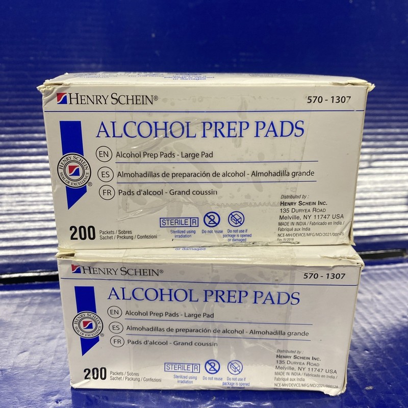 2X Large Alcohol Prep Pads (200/Box) – 70% Isopropyl -Damaged Box