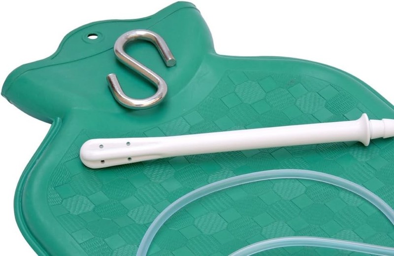 Enema Bag Kit for Colon Cleansing with Platinum Cured Silicone Hose (2 Green gallery