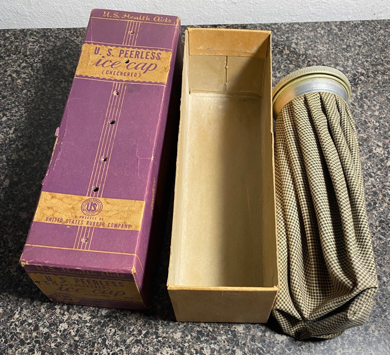 Vintage U.S. Peerless Ice Bag or Cap Ice Pack in Orig Box gallery