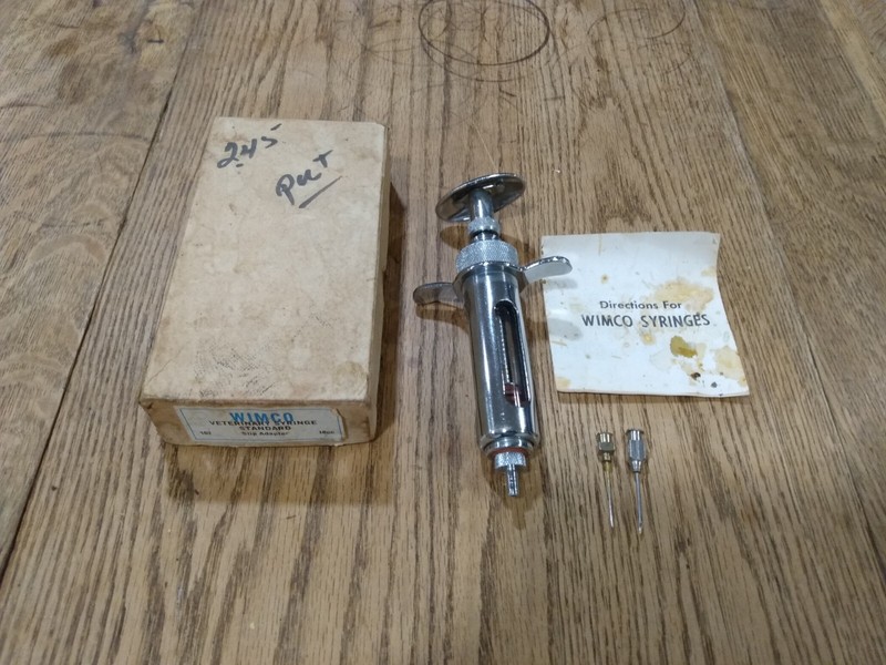 VTG WIMCO Veterinary Syringe 10cc 102 W/ Box