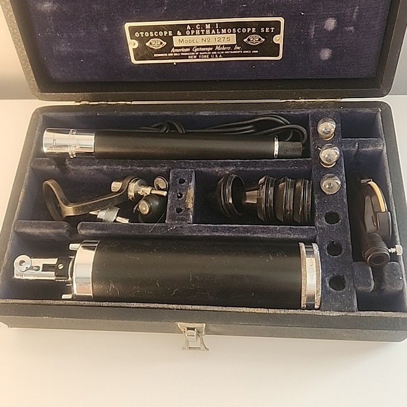 Vintage A.C.M.I. Otoscope & Ophthalmoscope Set Model No. 1275 US Army Medical gallery