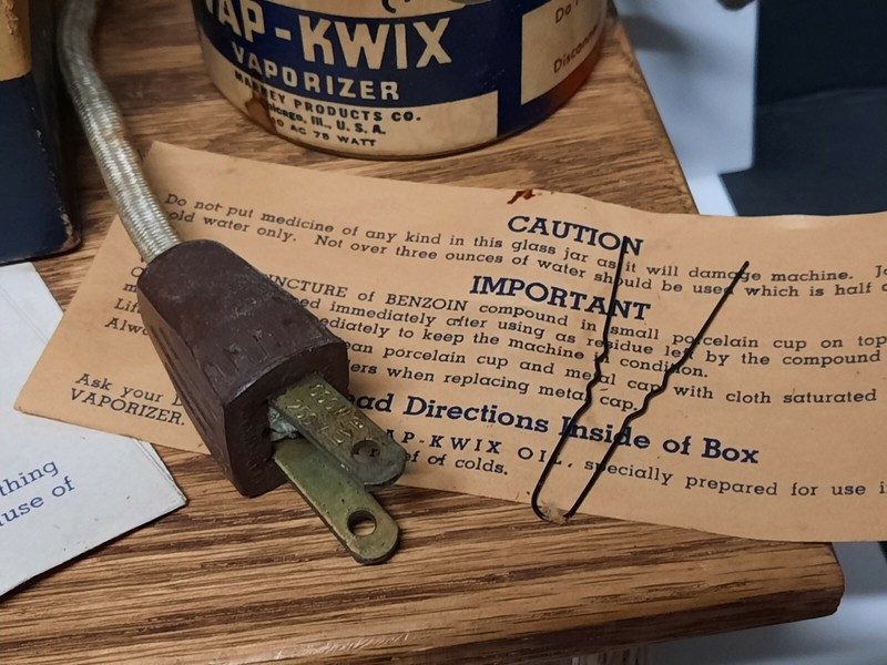 Vintage Vap-Kwix Electric Vaporizer Jar Original Box Medical Ephemera MCM gallery