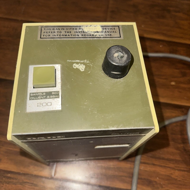 DADE Model 556 Laboratory Dilutor – 115V Vintage Medical Device, gallery
