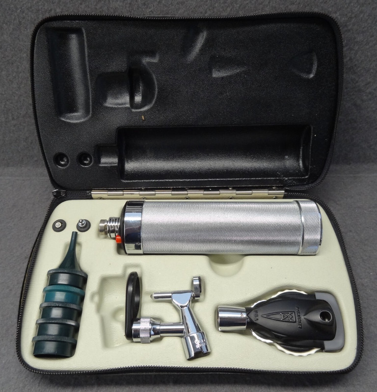 PARTS DISPLAY Welch Allyn VTG Otoscope Ophthalmoscope 70s Talon Case Lamp Device